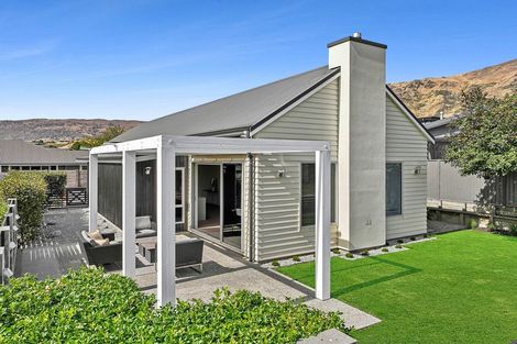 Photo of property in 14b Parkhill Avenue, Wanaka, 9305