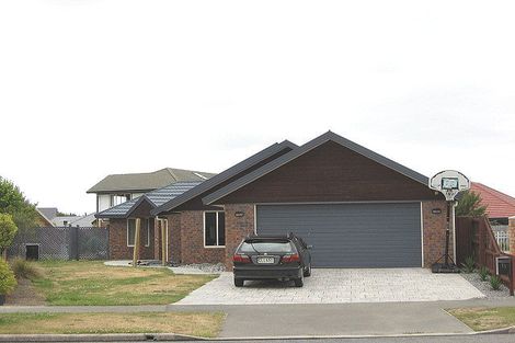 Photo of property in 25 Broadhaven Avenue, Parklands, Christchurch, 8083