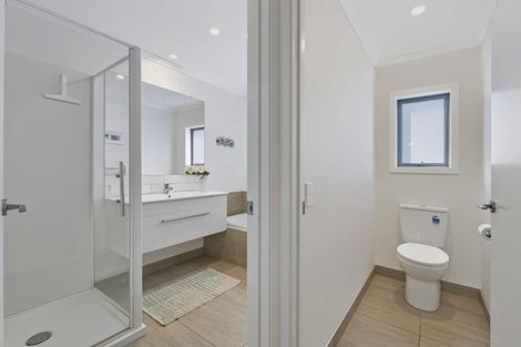 Photo of property in 33 Navigation Drive, Cooks Beach, Whitianga, 3591