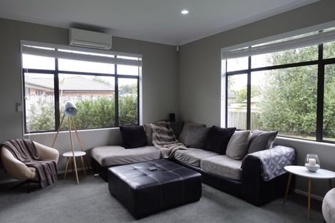 Photo of property in 7 Parkhaven Drive, Rosehill, Papakura, 2113