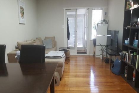 Photo of property in 1/12a Sanders Avenue, Takapuna, Auckland, 0622