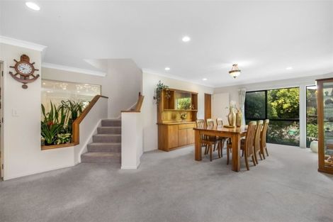 Photo of property in 8 Gillard Place, Eastern Beach, Auckland, 2012