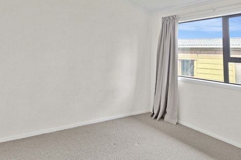 Photo of property in 42 Norfolk Crescent, Otaki Beach, Otaki, 5512