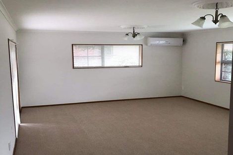 Photo of property in 11a Montgomery Terrace, Hokowhitu, Palmerston North, 4410