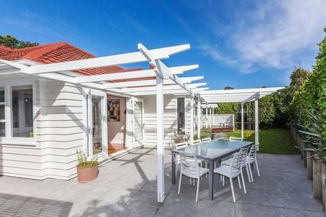 Photo of property in 45 Delhi Crescent, Khandallah, Wellington, 6035