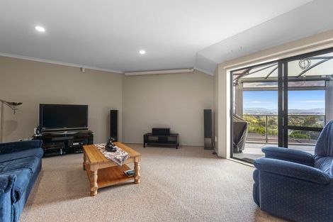 Photo of property in 132 Waikite Road, Welcome Bay, Tauranga, 3175