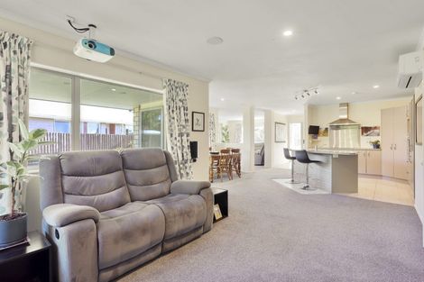 Photo of property in 9 Panckhurst Drive, Woodend, 7610