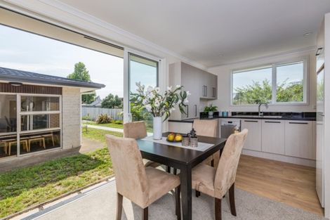 Photo of property in 27 Cobham Road, Kerikeri, 0230