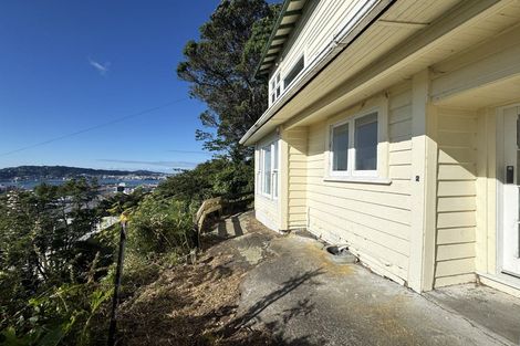 Photo of property in 2/51 Barnard Street, Wadestown, Wellington, 6012
