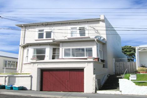 Photo of property in 16 Glendavar Street, Berhampore, Wellington, 6023