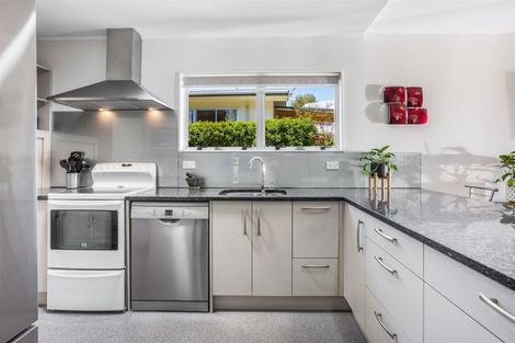 Photo of property in 17 Carvel Lane, Whitby, Porirua, 5024