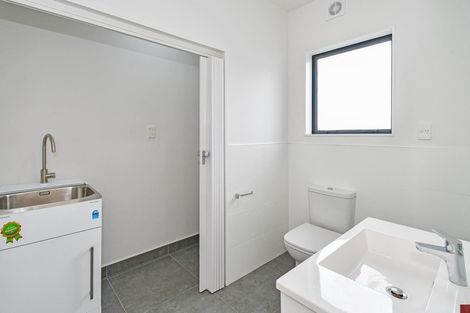 Photo of property in 39 Tapuwae Way, Mangere Bridge, Auckland, 2022