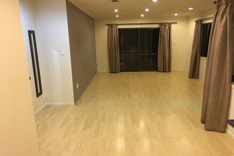 Photo of property in 2/9 Northall Road, New Lynn, Auckland, 0600