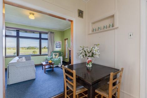 Photo of property in 74 Meeanee Quay, Westshore, Napier, 4110