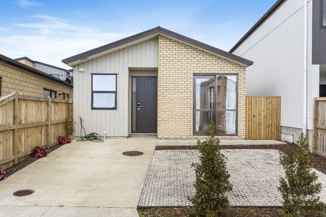 Photo of property in 5 Puwha Street, Massey, Auckland, 0614