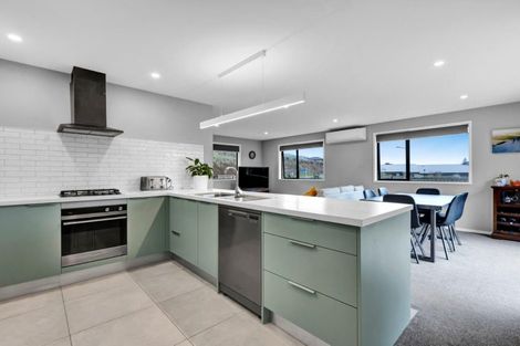 Photo of property in 3 Ruru Lane, Hurworth, New Plymouth, 4310