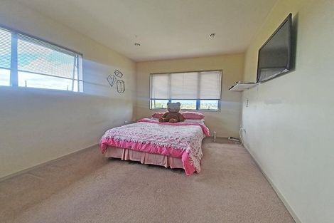 Photo of property in 106 Alfriston Road, Manurewa, Auckland, 2105
