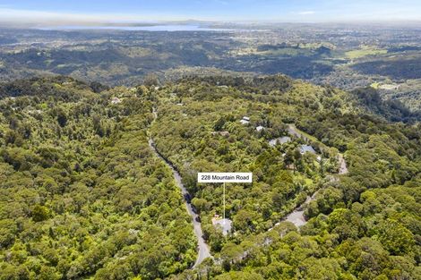 Photo of property in 228 Mountain Road, Henderson Valley, Auckland, 0612