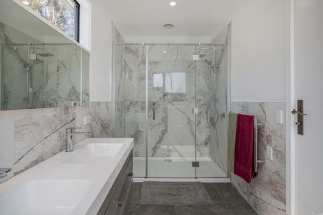 Photo of property in 570 Edward Street, Coromandel, 3506