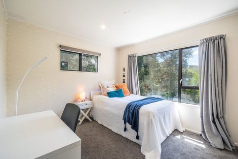 Photo of property in 5 Ashfield Grove, Churton Park, Wellington, 6037