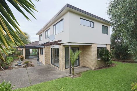 Photo of property in 15 Erne Crescent, East Tamaki, Auckland, 2016