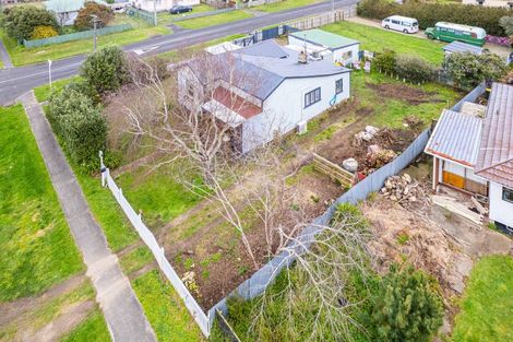 Photo of property in 17 Gloag Street, Waverley, 4510