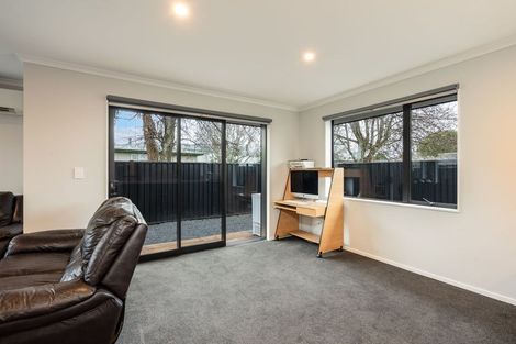 Photo of property in 37 Lanark Street, Balclutha, 9230