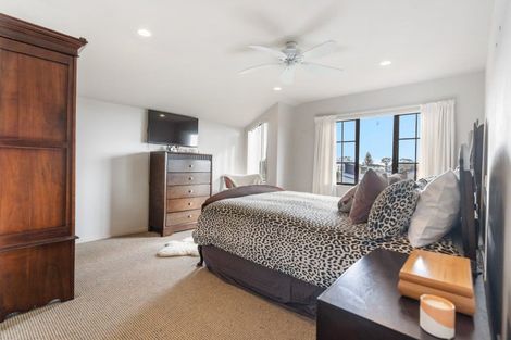 Photo of property in 30 Pine Harbour Parade, Beachlands, Auckland, 2018