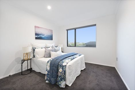 Photo of property in 12 San Casello Rise, Henderson, Auckland, 0612