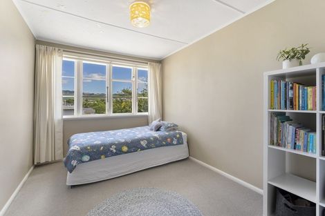 Photo of property in 23 Chaffey Crescent, Titahi Bay, Porirua, 5022