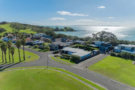 Photo of property in 38 Bayside Drive, Coopers Beach, 0420