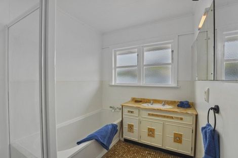 Photo of property in 21 Hall Grove, Ebdentown, Upper Hutt, 5018