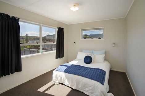 Photo of property in 4 Rosebank Terrace, Stoke, Nelson, 7011