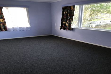 Photo of property in 27 Rogan Street, Mount Roskill, Auckland, 1041