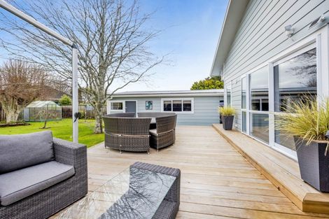 Photo of property in 30 Kahikatea Street, Inglewood, 4330