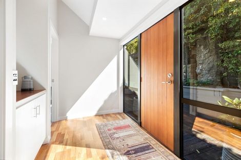 Photo of property in Marina Village, 1/10 Marina Drive, Frankton, Queenstown, 9300