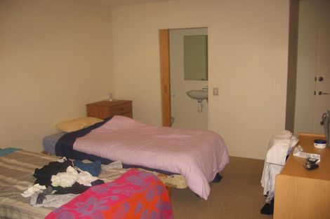 Photo of property in 193 Tasman Street, Mount Cook, Wellington, 6021