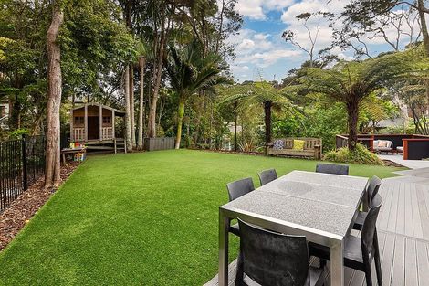 Photo of property in 11a Woodfern Crescent, Titirangi, Auckland, 0604