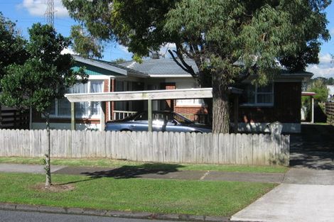 Photo of property in 8 Riverina Avenue, Pakuranga, Auckland, 2010