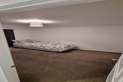 Photo of property in 1 Brockton Avenue, Conifer Grove, Takanini, 2112