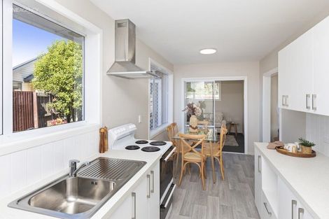 Photo of property in 10 Eastling Street, Bishopdale, Christchurch, 8053