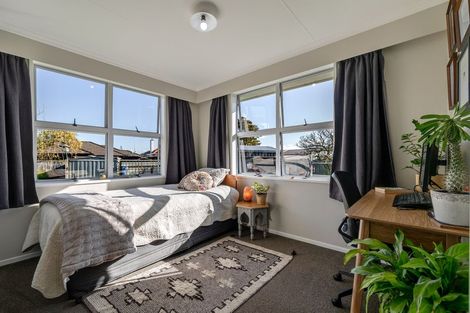 Photo of property in 6 Drury Street, Cloverlea, Palmerston North, 4412