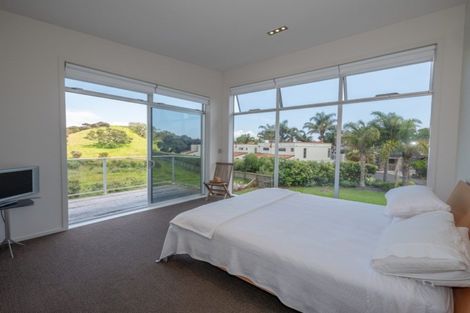 Photo of property in 10 Bayside Drive, Coopers Beach, 0420