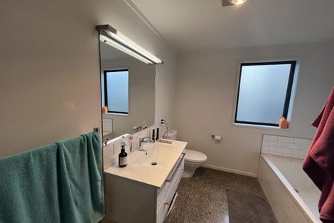 Photo of property in 55 Morley Street, New Plymouth, 4310