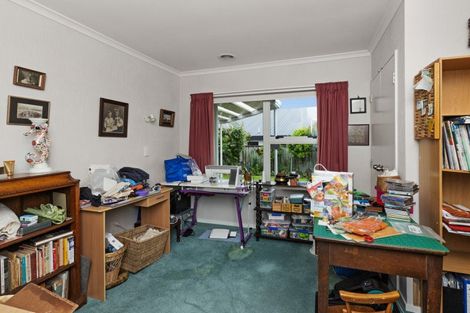 Photo of property in 11 Kingsgate Avenue, Havelock North, 4130