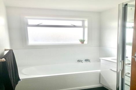 Photo of property in 35 Bermuda Drive, Hornby, Christchurch, 8042