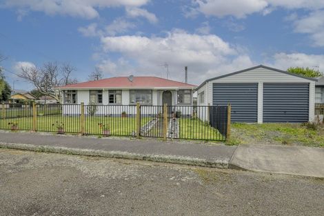 Photo of property in 2 Vance Street, Shannon, 4821