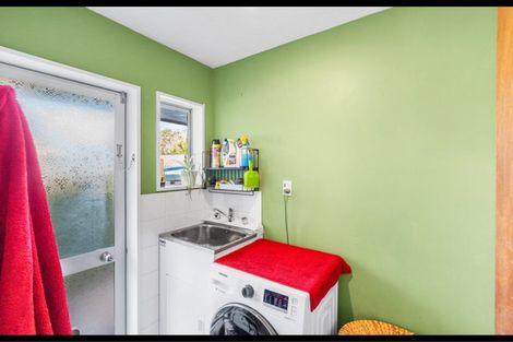 Photo of property in 2/238a Bower Avenue, North New Brighton, Christchurch, 8083