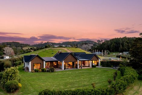 Photo of property in 17 Rosa Villa Lane, Puhoi, Warkworth, 0994