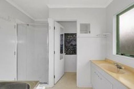 Photo of property in 67 Rangeview Road, Sunnyvale, Auckland, 0612